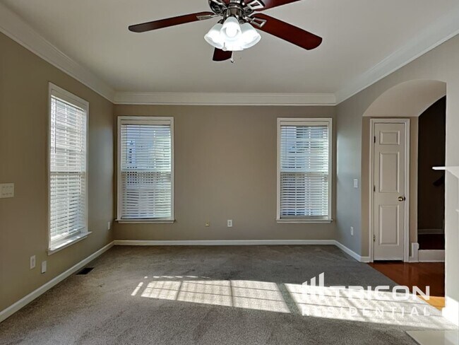 Building Photo - 6091 Prestwood Drive Duluth GA