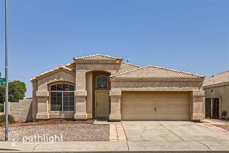 Foto principal - 11532 W Piccadilly Road