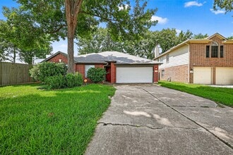 Building Photo - 17162 Summer Hollow Dr