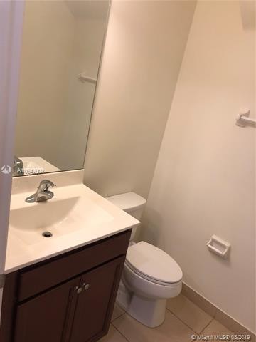 Foto del edificio - 4040  Devenshire Ct  4040