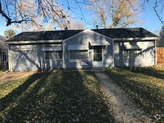 Building Photo - 2900 S Glencoe St