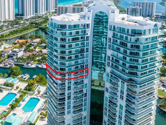 Foto del edificio - 16500 Collins Ave