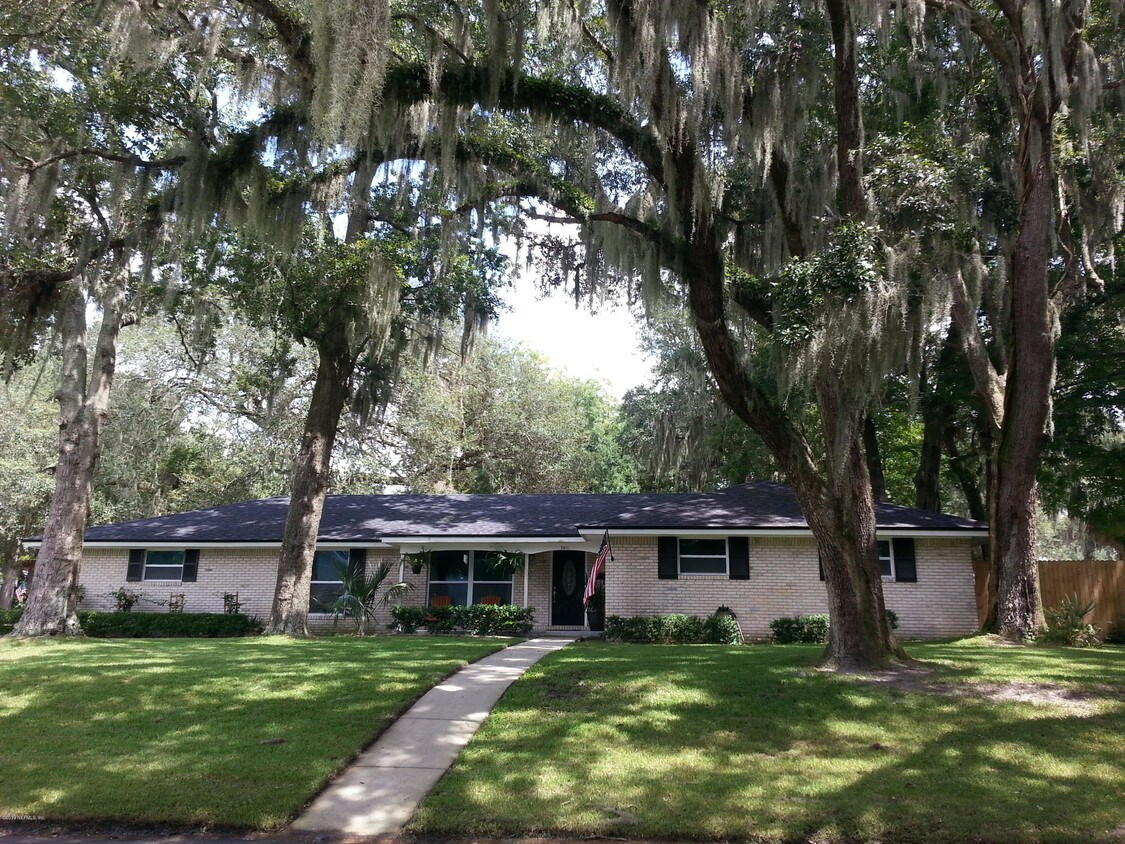 Primary Photo - 3811 Wayland St