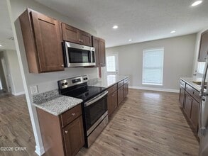 Building Photo - 211 Sukoshi Dr
