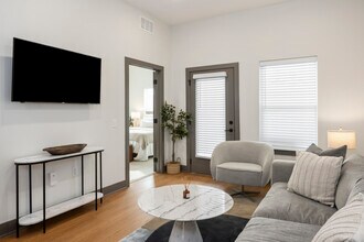 Building Photo - Aria Apartments