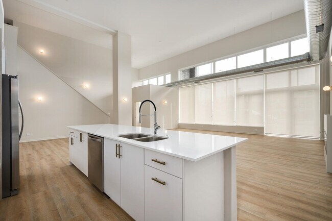 Foto del edificio - 3207 N Narragansett Ave