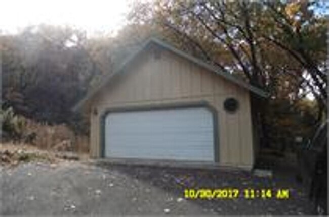 Foto del edificio - Crystal Falls Home