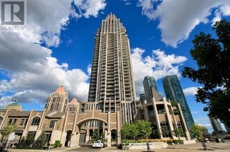 Building Photo - 388 Prince of Wales Dr