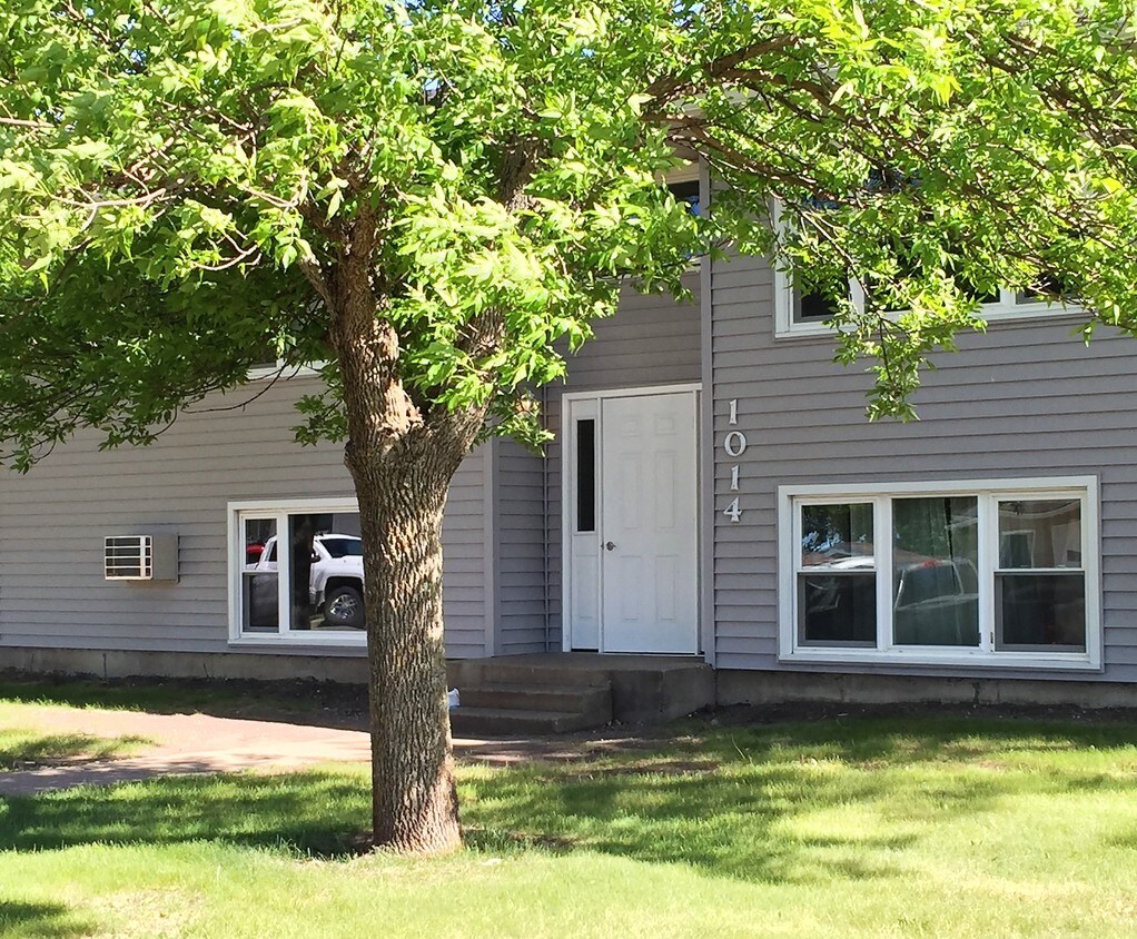 Primary Photo - 1014 5th St SE