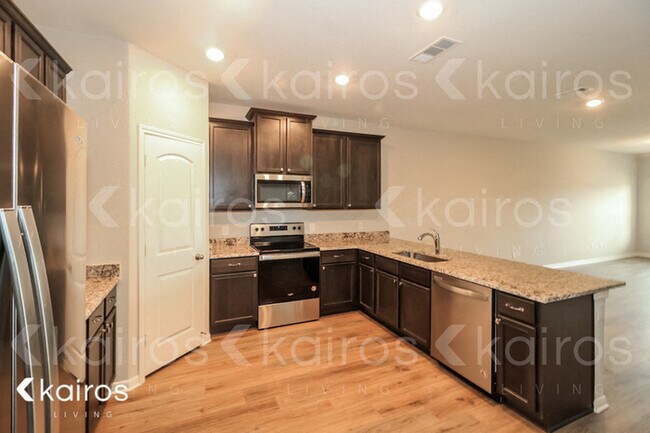 Building Photo - 125 Declaration Ln