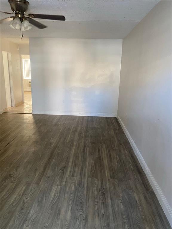 Building Photo - 2716 Vandiver Dr