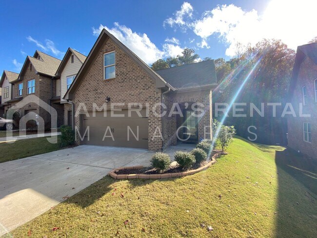 Foto del edificio - Large Townhome for Rent in Gardendale... Available to View Now!