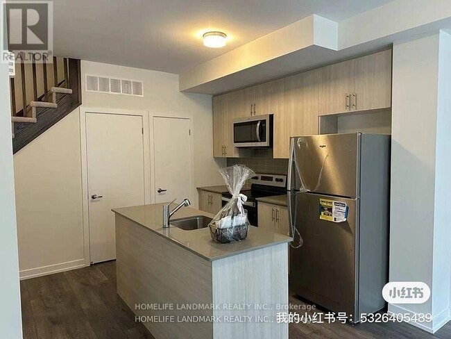 Photo du bâtiment - 3538 Colonial Dr