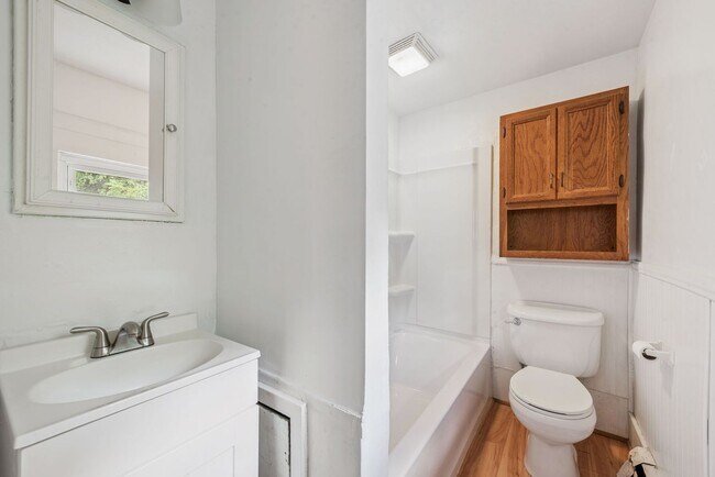Foto del edificio - Stunning 2 Bedroom home in Greensburg avai...