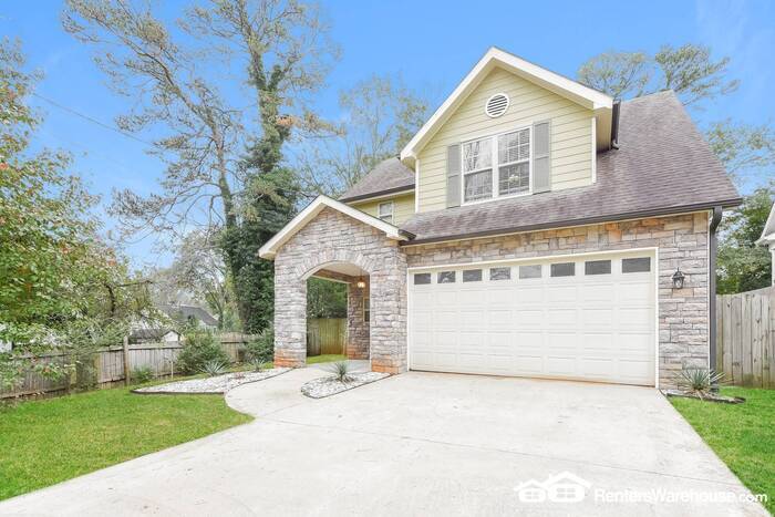 Primary Photo - Two story Home Decatur
