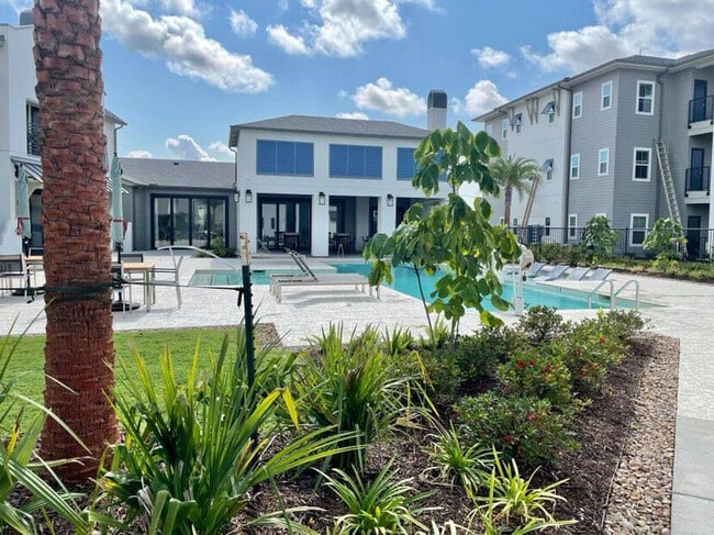 Building Photo - Sugar Mill Villas