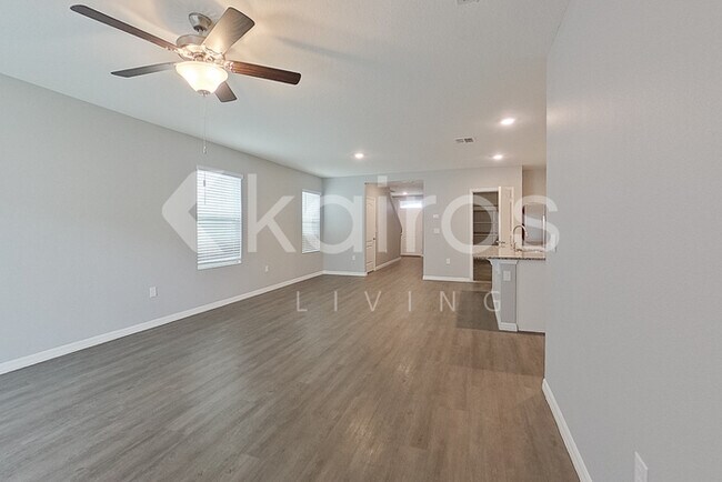 Building Photo - 32033 Katelin Cir