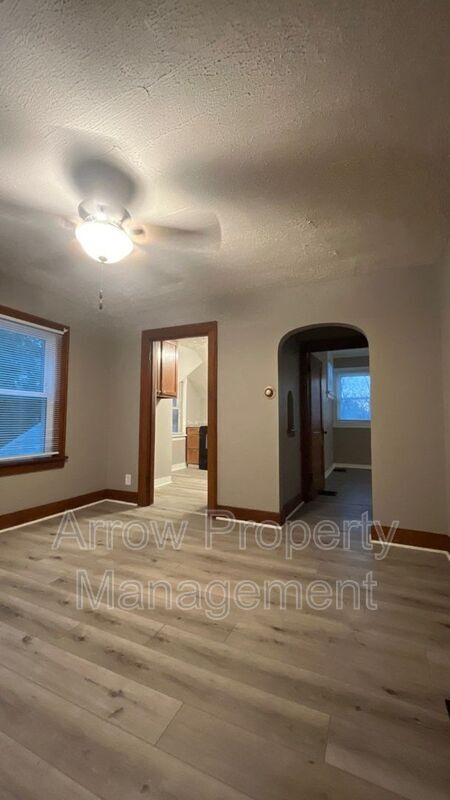 Foto principal - 3304 S 40th St