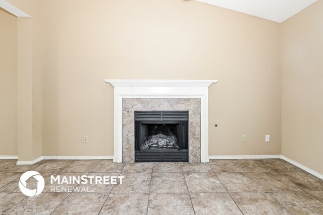 Building Photo - 909 Eagle Dr