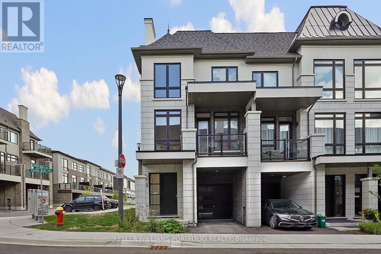 Primary Photo - 16 Chiara Rose Ln