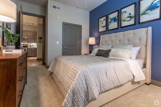 2 BR, 2 BA - 1091 SF - THE ABBEY AT NORTHPOINT
