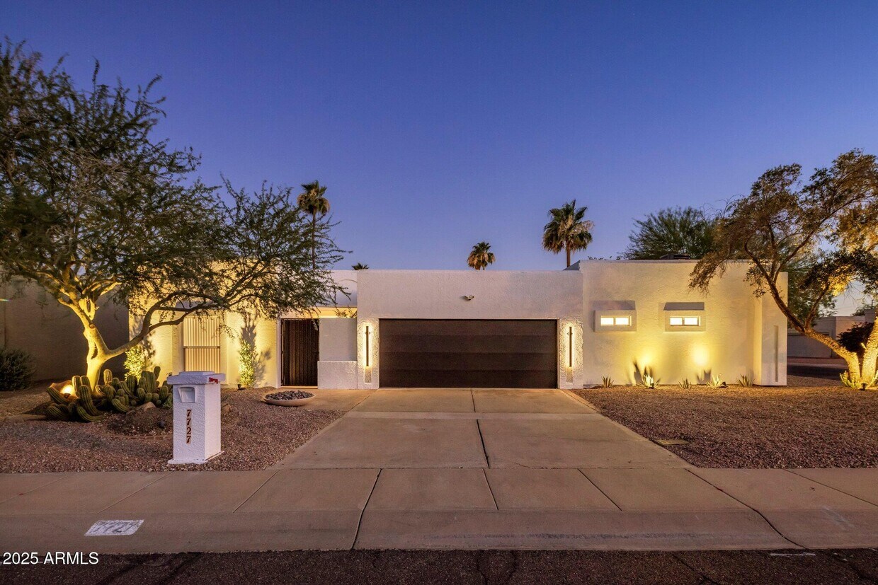 Foto principal - 7727 E Valley View Rd