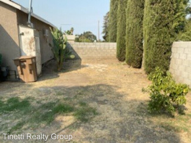 Foto del edificio - 2 br, 1 bath House - 411 Fancher St.