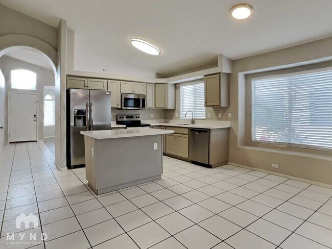 Foto del edificio - 1045 W Todd Dr