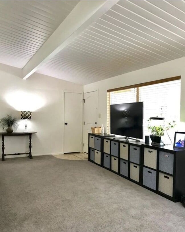 Building Photo - Beautiful Home for Rent
