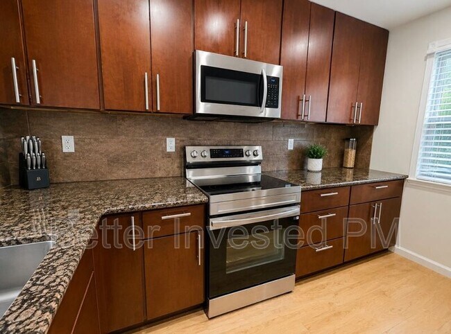 Foto del edificio - 1706 Glenbrook Dr