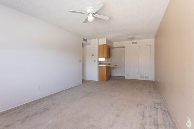 1BR 1BA - 595 SF - Green Desert Apartments