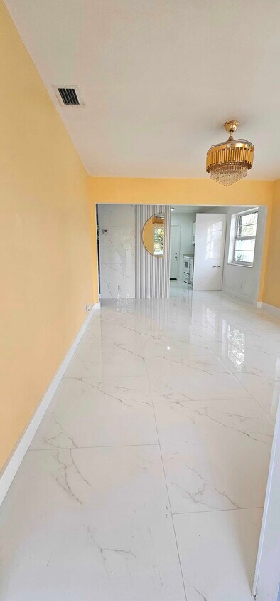 Living Room - 709 13th St
