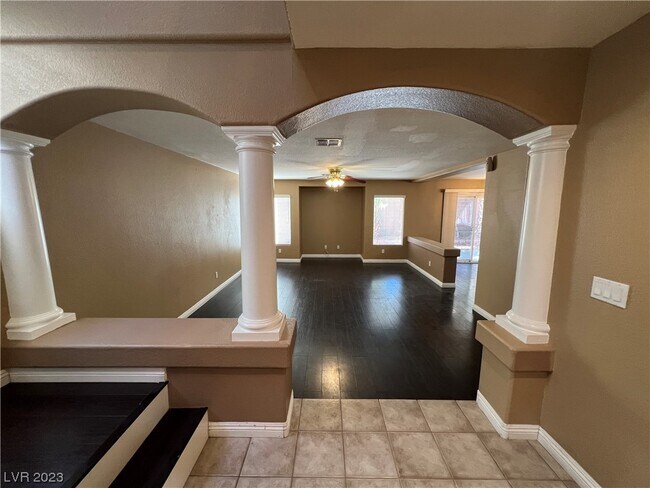 Building Photo - 5609 Vision Quest Ct