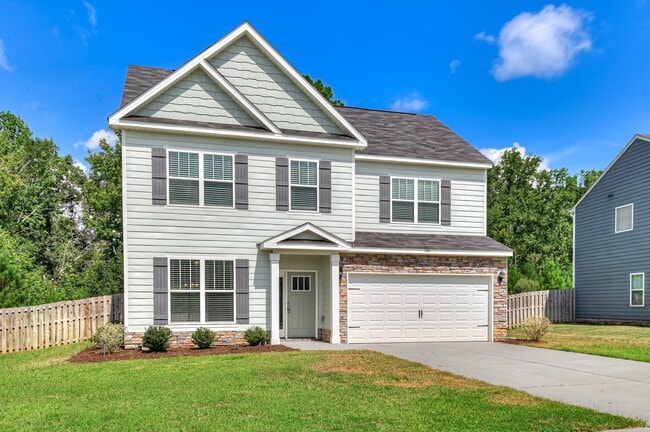 Building Photo - 140 Pebble Ln