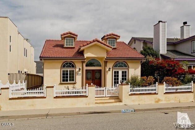 Foto principal - 5203 Whitecap St