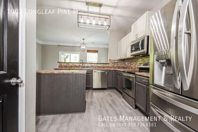 Building Photo - 1002 Longleaf Pine Pl
