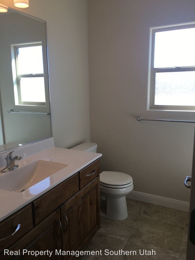 Building Photo - 3 br, 2 bath House - 1012 W Las Colinas