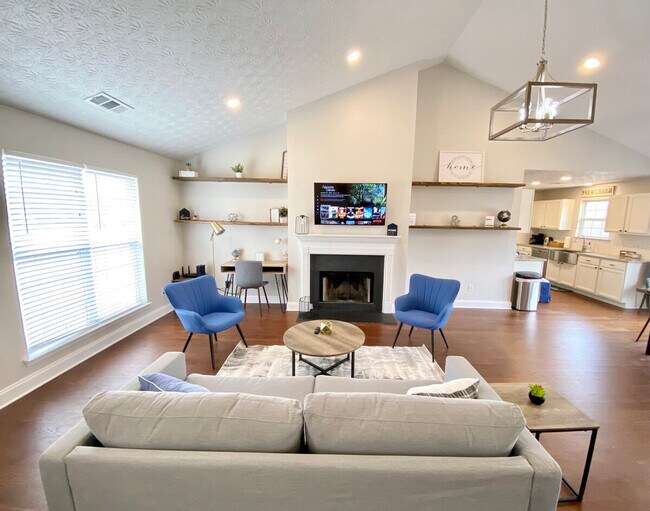 Foto del edificio - 4338 Todd Rd