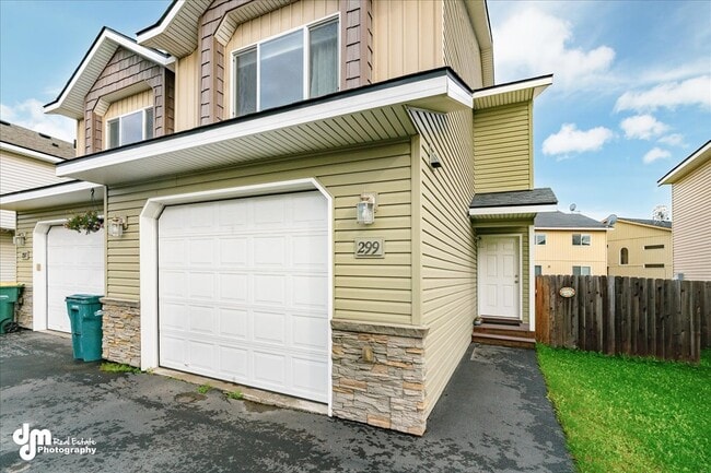 Building Photo - 299 Skwentna Dr