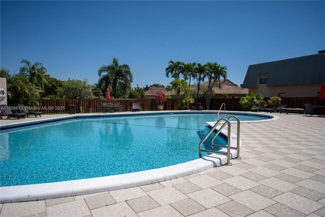 Foto del edificio - 2615 SW 74th Terrace