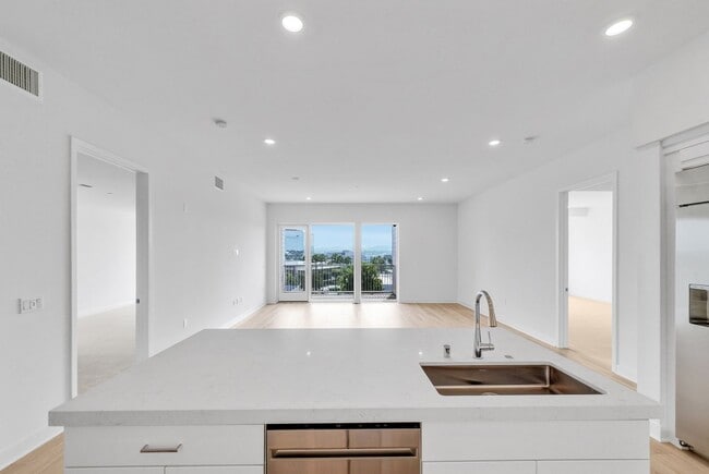 Photo - 4507 Rivington Apartment