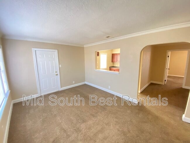 Building Photo - 1283 Poppen Cove