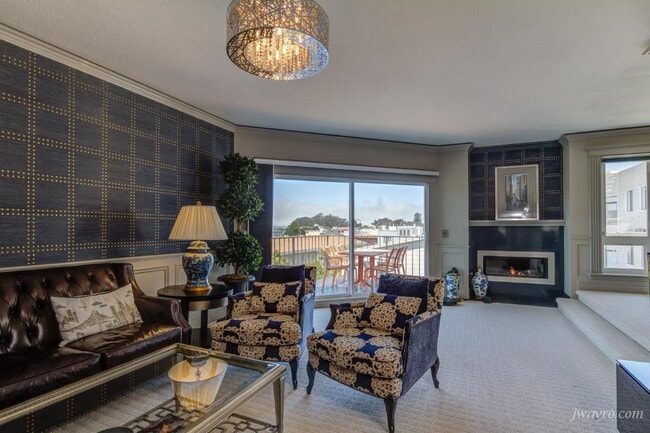 Building Photo - 1334 Chestnut St