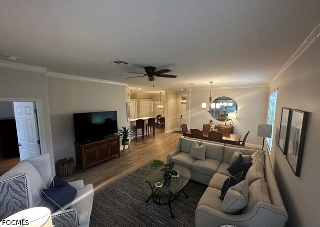 Foto del edificio - 8837 E Bay Cir