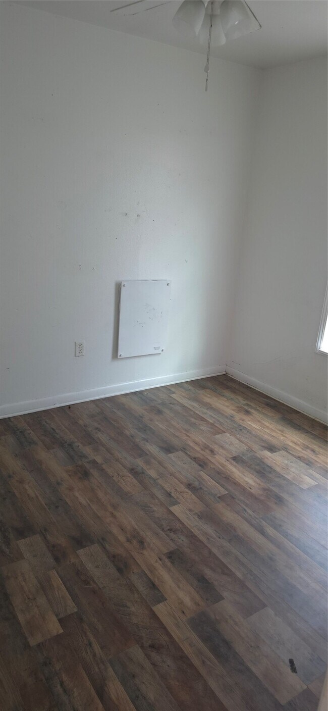 Foto del edificio - 2811 Iola St
