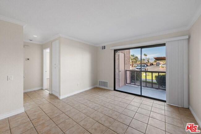 Foto del edificio - 78650 Ave 42 Ave