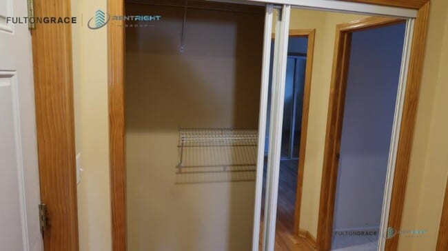Building Photo - 1 bedroom in CHICAGO IL 60622