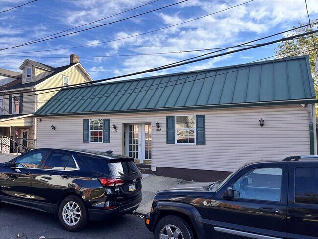 Foto del edificio - 308 2nd Ave