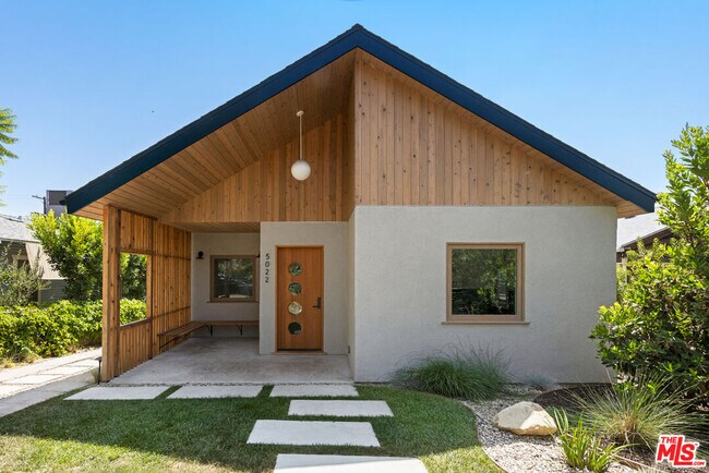 Building Photo - 5022 Almaden Dr