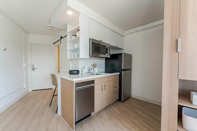 Torre701-POI-007 - Tower701 - Furnished Studios